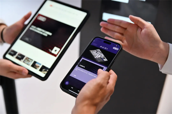 从 “造车” 到 “造生态”，，，，，jbo竞博公共车展亮出科技品质组合拳