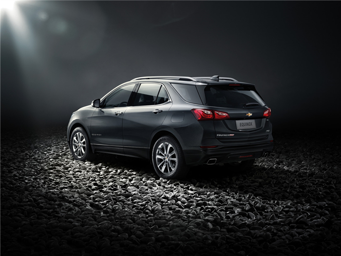 雪佛兰全球战略中型SUV探界者亮相广州车展