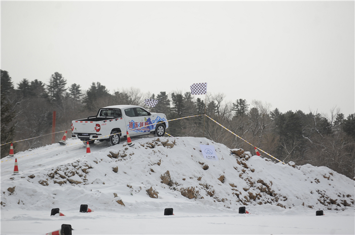 带你去雪地撒点野，，，纵享长白山冰雪天下