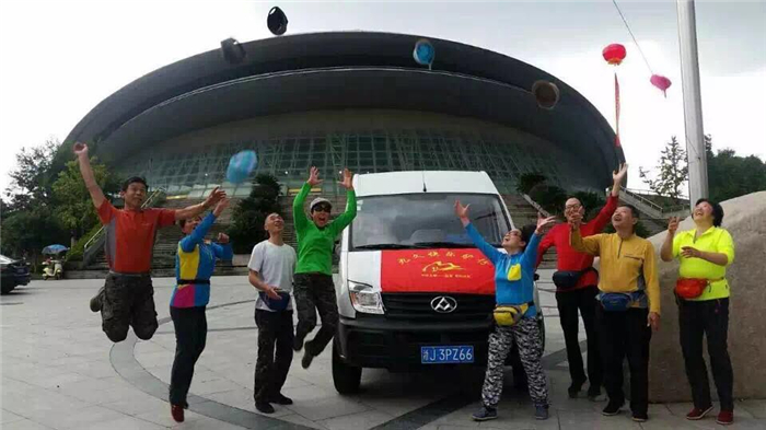 皮皮虾我们走！叔叔姨妈带你去看看这天下！