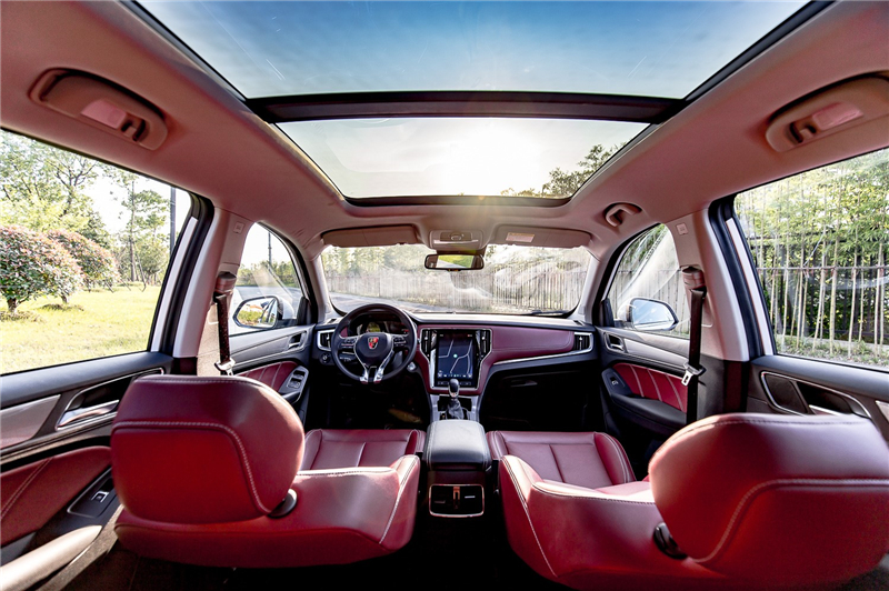 荣威RX5成北京汽车博物馆“馆藏” 互联网汽车带来倾覆式迭代升级 厘革出行新体验