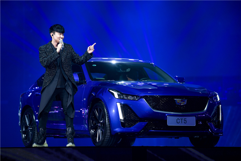 林俊杰代言新美式格调轿车凯迪拉克CT5