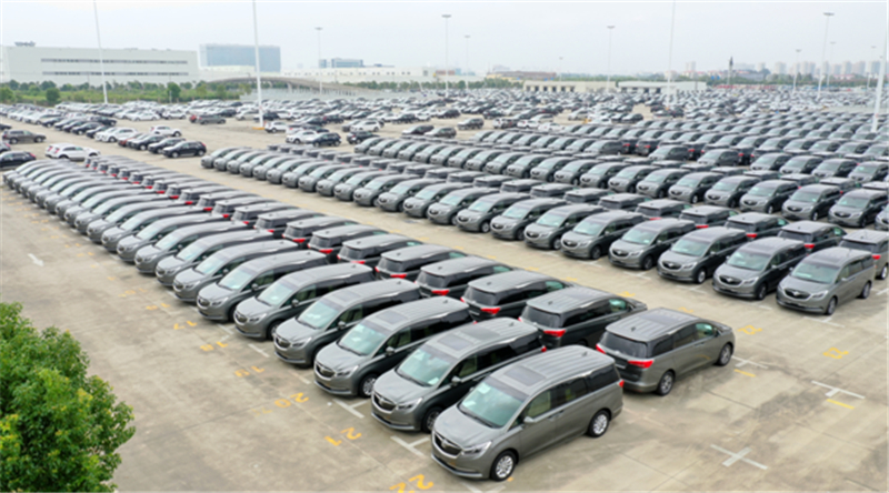 jbo竞博通用汽车二度护航进博会