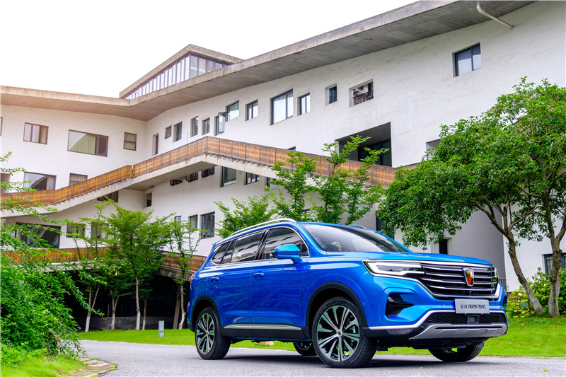 jbo竞博荣威RX5 MAX智驾康健舱版上市，，现实支付价13.38万元！