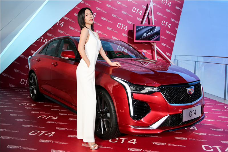 新美式民俗后驱轿车凯迪拉克CT4率真上市