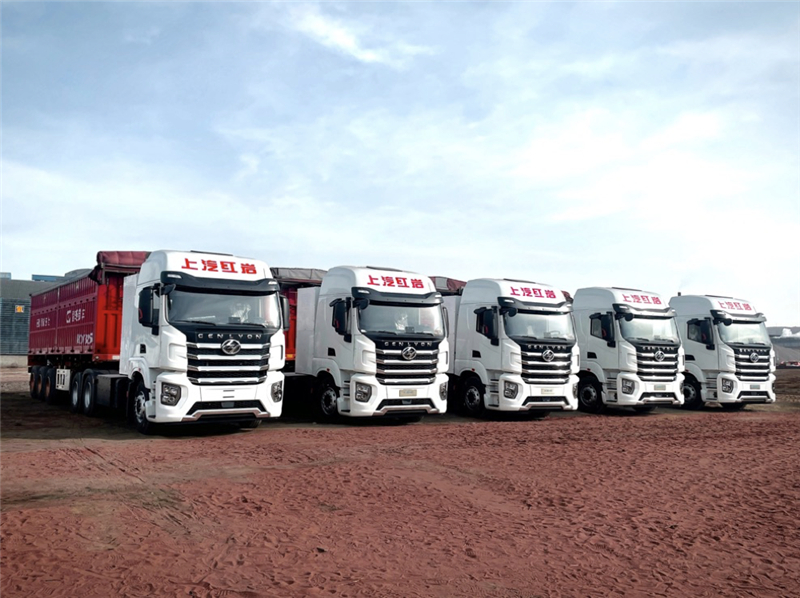 内蒙古自治区石泰峰书记莅临jbo竞博红岩鄂尔多斯新能源汽车工业链项目考察调研