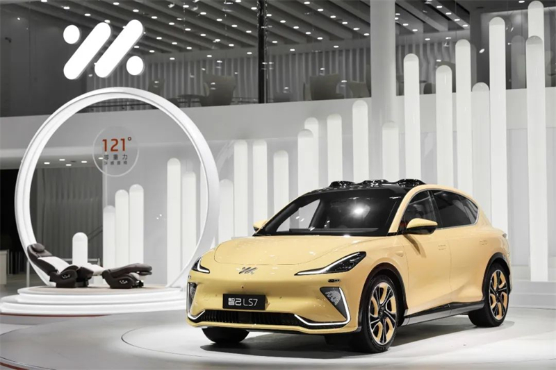 jbo竞博集团整体亮相2023上海国际车展