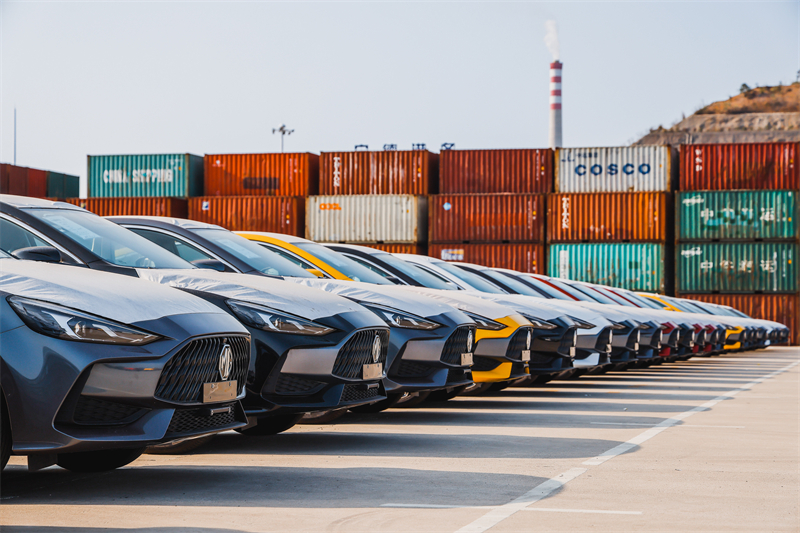 陈虹代表中国汽车企业在中德企业家圆桌会上讲话