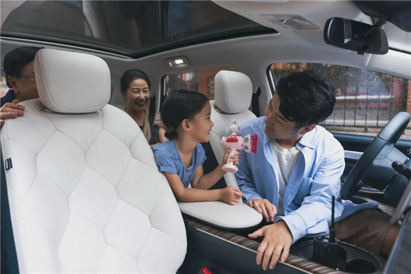 12.58万元起宝骏云朵灵犀版天下重磅上市，