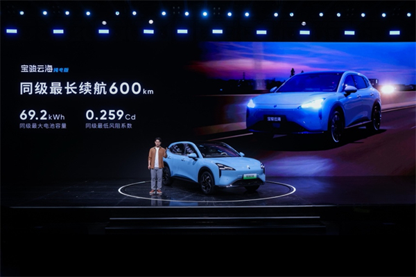 全系标配高阶智驾，，，