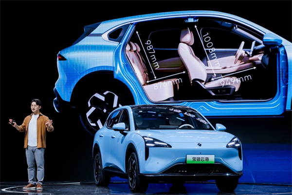 全系标配高阶智驾，，，