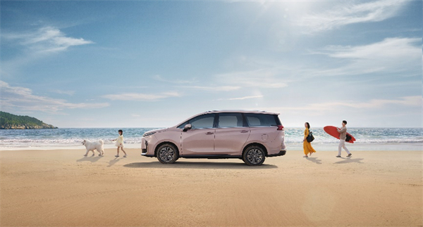 全球唯一10万级混动MPV——jbo竞博大通 G50 混动上市，，，，售价13.98万起