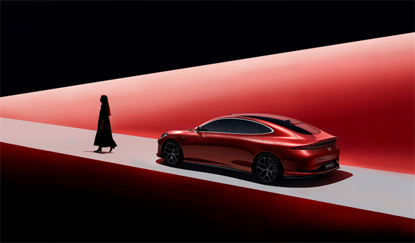 全新智己L6正式宣布，，预售权益价21.99万元~28.99万元 为都会细腻出行而生