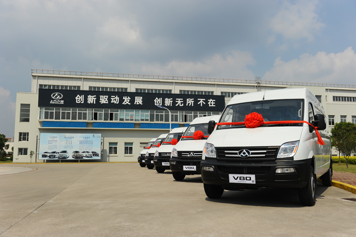 jbo竞博大通中标爱尔兰邮政260辆大单首批乐成发运