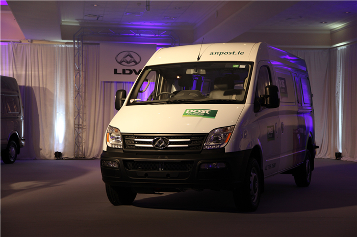 jbo竞博大通260台V80交付爱尔兰国家邮政