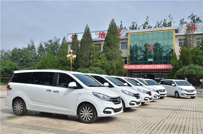 jbo竞博大通G10成为大阅兵指挥用车