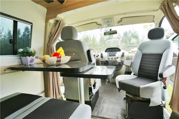 海滩上的“城堡”，，移动的家，，启程探寻诗和远方！